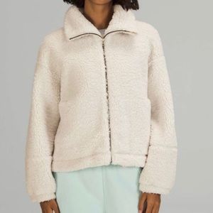 Cinchable Sherpa full zip sweatshirt lululemon